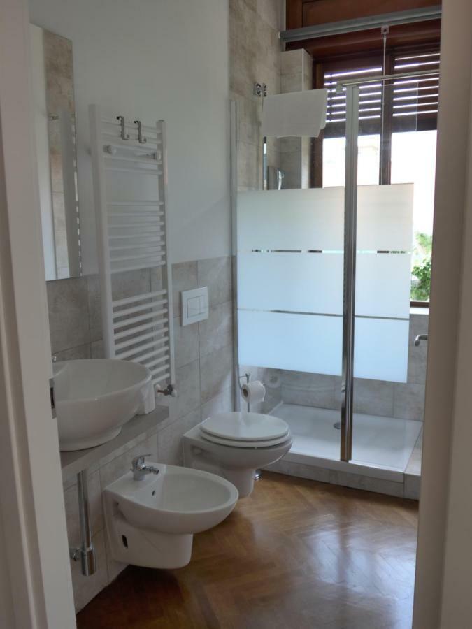 La Tana Rooms เลนโน ภายนอก รูปภาพ